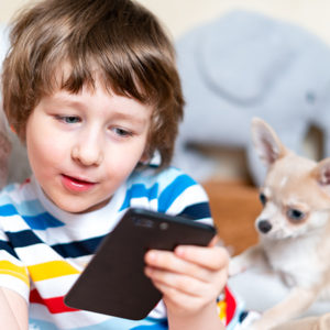 Dispositivi mobili per la salute di cani e … bambini